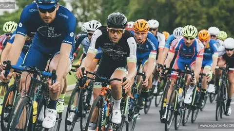 新赛季巡回赛拉开帷幕，威廉姆斯再创佳绩，丁某表现惊艳